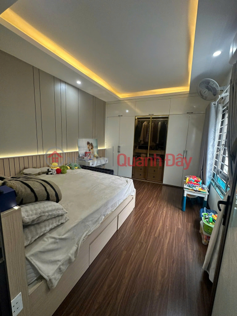 Reduced by 200 million VND! House for sale on Hang Non street, 38m2, 4 floors, 3.2m frontage, 31.8 billion VND, excellent for business. _0