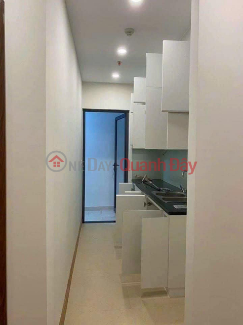 Vinhomes Symphony apartment 2 bedrooms, 72m2 wide for sale for urgent business transfer _0