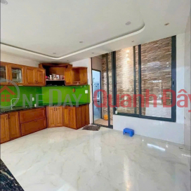 NHÀ 3T ÔNG ÍCH KHIÊM – ĐƯỜNG Ô TÔ 5M, GẦN BIỂN – HƠN 5 TỶ _0