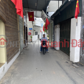 Selling 60 m2 of land in Noi Duc village, Thuong Hoai Duc, avoid the road nearly 4m, clear alley, 5.25m wide frontage, price 3.2 billion _0