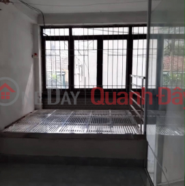 Cho thuê nhà 4 tầng Chùa Võ - Hà Đông - 40m2 - 4+pn - 4wc - 11tr _0