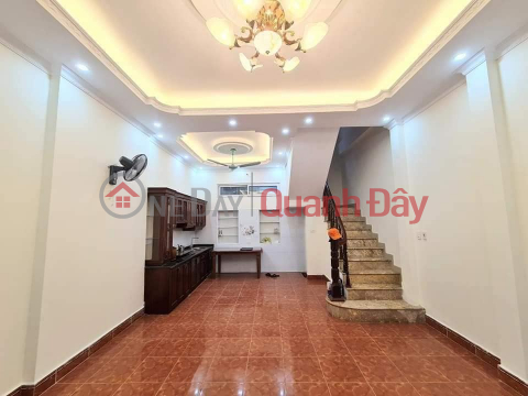 HOUSE FOR SALE TRUONG CHINH STREET HANOI. BEAUTIFUL 4 storey 4 bedroom house ALWAYS, NEAR THE STREET, PRICE ONLY 100 million\/m2 _0