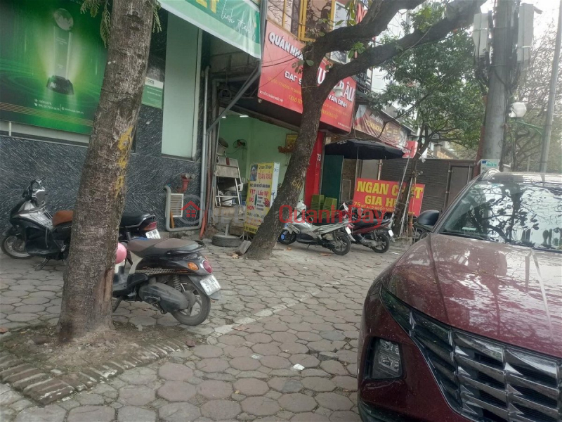 House for sale on Hoang Quoc Viet Street, Cau Giay District. 42m Frontage 5.2m Approximately 23 Billion. Commitment to Real Photos Main Description Sales Listings