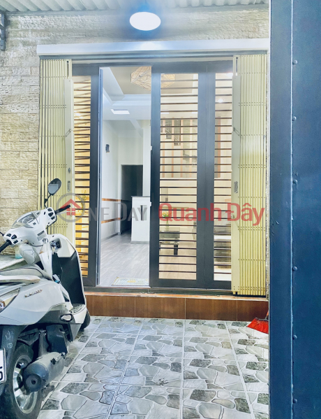 Property Search Vietnam | OneDay | Nhà ở | Niêm yết bán | Nhà chính chủ. DT: 3.7 x 15m. Huỳnh Tấn Phát, Q.7 Sổ hồng riêng. Giá 4 tỷ 730 TL