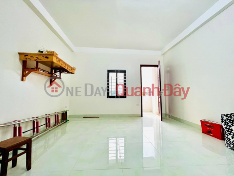 Owner For Sale Super Nice House- GIVE FURNITURE- Good Price in Hoang Mai District, Hanoi _0