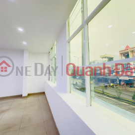 ► MT Ton Duc Thang, Prime Location Befitting High-End Brands, 95m2, 6.3m frontage, perfectly square. _0