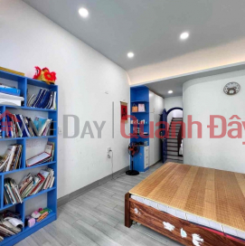 ► House near Thi Sach street, 20m car parking, 60m2, 3 floors, newly built 2 years ago, extremely sturdy, safe for children and the elderly, 4.5 _0
