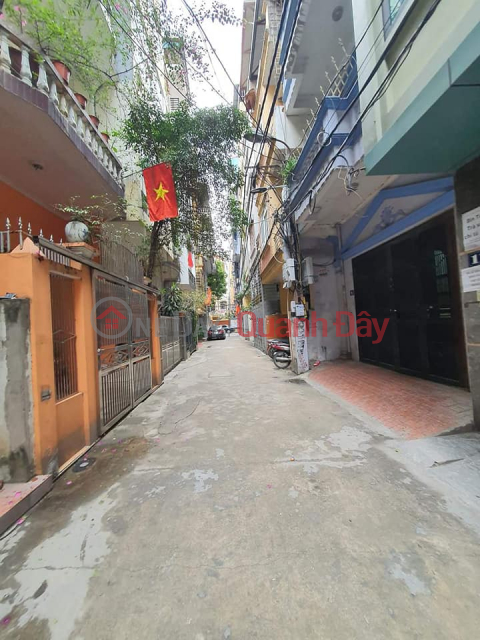 Extremely Cheap-Extremely Rare-Subdivision Avoiding Cars-Hoang Quoc Viet Street-57m2-Only 11 Billion _0