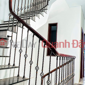 Cho thuê nhà, 82m2_ 5T; Đào Duy Từ, Mã Mây, Hàng Bạc, Hoàn Kiếm -35 tr _0
