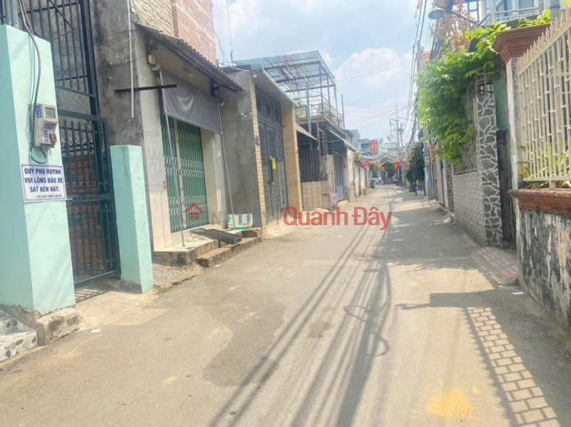 đ 4.8 Billion Short on money, urgently reducing price to sell a house near An Binh market, 5m asphalt road, only 4.8 billion