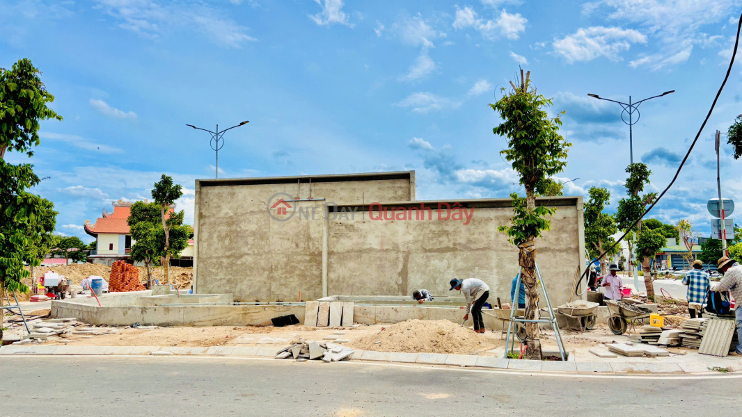 I am the owner and need to sell 2 plots of land opposite the Commercial Center., Vietnam | Sales | đ 2.3 Billion