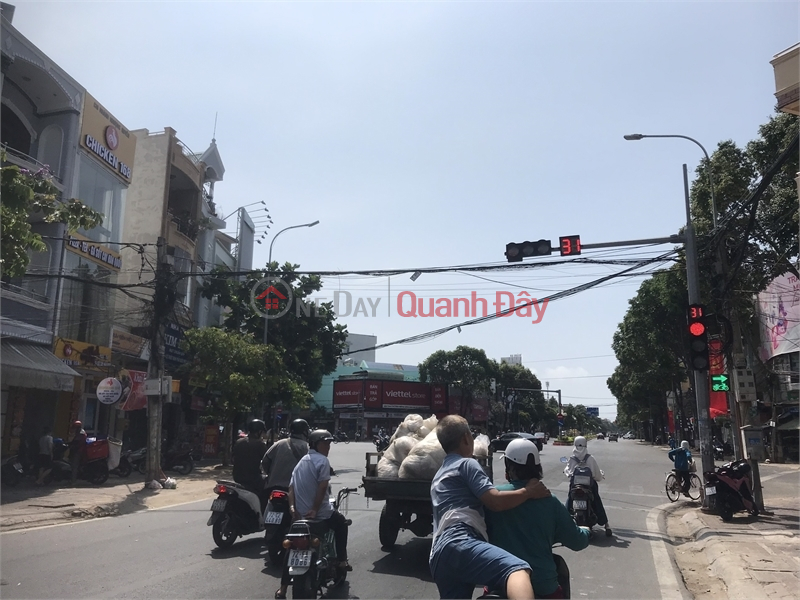 Property Search Vietnam | OneDay | Retail, Rental Listings Space for rent on Nguyen An Ninh street, TPVT 100m2 available with beautiful glass