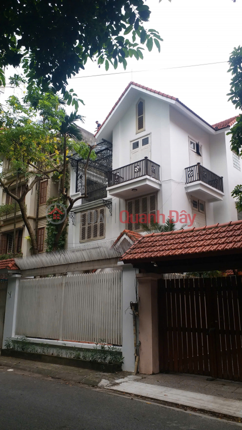 Villa for rent Trung Hoa 145m2, 4 floors for company office, teaching center _0