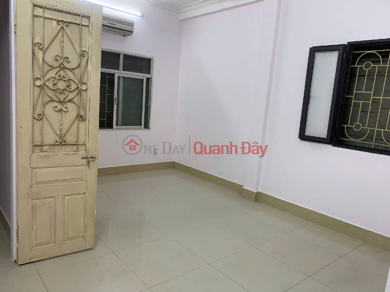 House for sale in Hao Nam, Dong Da, 33m2, 4 floors, frontage 6.4m, only 7.5 billion Sales Listings