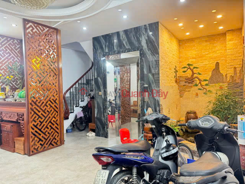BEAUTIFUL HOUSE IN THONG ALLEY, Ai Mo, 39M2, X 6 floors, 5.9m frontage, 12.9 billion Long Bien., Vietnam | Sales | đ 12.9 Billion