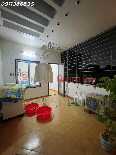 đ 9,8 tỷ | Ngõ thông, Ô tô nhỏ đỗ cửa, Yên Hòa 35m 6T, Ô chờ thang máy, hơn 9 tỷ