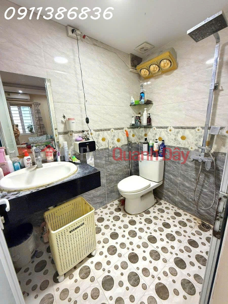 | Please Select | Residential | Sales Listings, đ 7.75 Billion