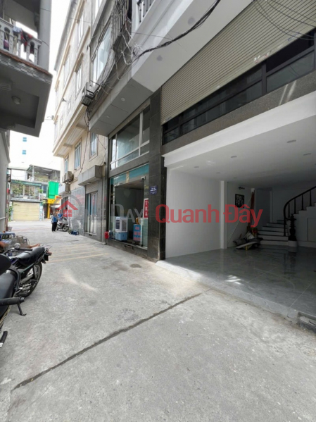 đ 10.9 Billion 5-STORY HOUSE FOR SALE, CAR ACCESS, SUITABLE FOR BUSINESS, Truong Lam Street, 35m2, Price 10.9 billion VND, Long Bien District.