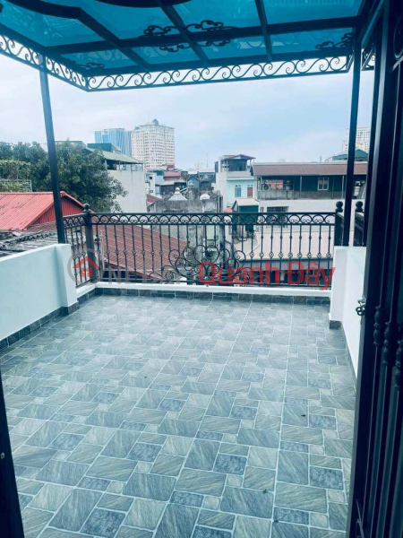 , Please Select | Residential | Sales Listings | đ 6.8 Billion
