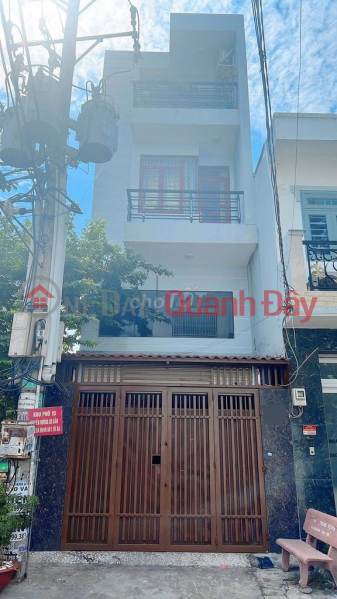 3-storey house - Corner of 2m Cong Lo, 5 bedrooms, 17 million Rental Listings