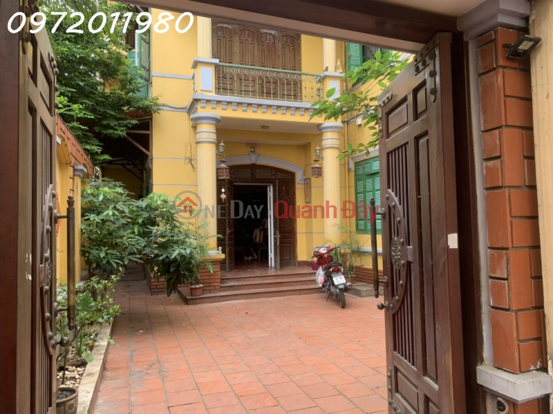 The owner rents a room at 12, lane 143, Nguyen Ngoc Vu street, Trung Hoa, Cau Giay, Hanoi. Rental Listings