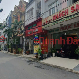 House for sale currently running hotel right on Tran Thien Chanh - District 10 - 5x15, 11 rooms, price 24 billion, negotiable _0