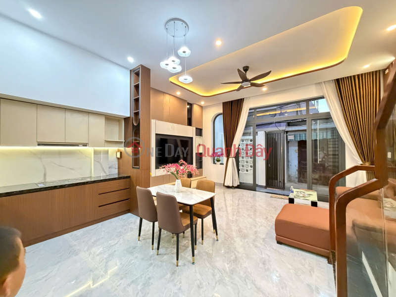 Hot Hot – URGENT SALE: Newly built 2-story house, right by the beach, Dung Si Thanh Khe Street, Da Nang. | Vietnam Sales | đ 4.78 Billion