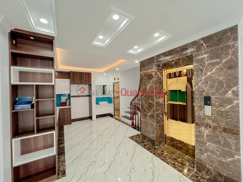 đ 14.5 Billion, 7-FLOOR HOUSE FOR SALE THE MOST VIP ELEVATOR IN THANH XUAN-LOTTERY-AVOIDED CARS-BRAND NEW HOUSE-BEST BUSINESS-PRICE 14.5 BILLION-0846859786
