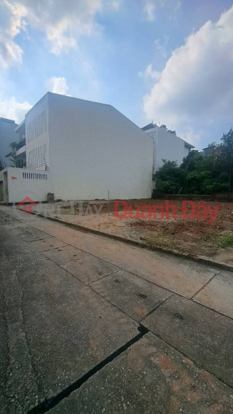 Land for sale in lane 268 Ngoc Thuy. 106m wide truck lane, investment price. Vietnam Sales, đ 19 Billion