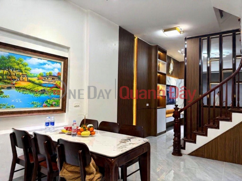 Ho Tung Mau Street, 40m² x 5 floors, 10.8 billion VND. Near the main street, accessible by car, fully furnished with beautiful interior. _0