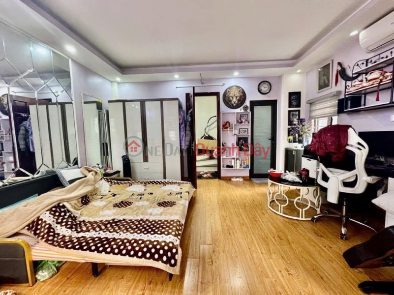 đ 7.4 Billion BEAUTIFUL HOUSE, CORNER LOT, 3 OPEN SIDES - RESIDENTIAL BUILDING - WIDE ALLEY, 50M FROM HO TUNG MAU STREET.