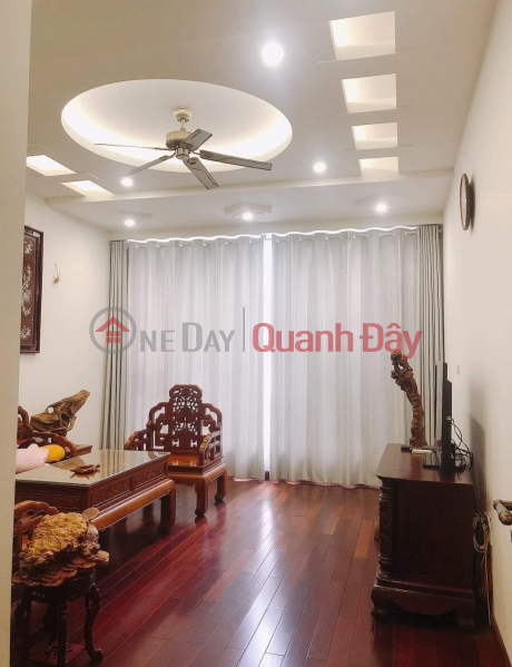 LUONG DINH TOWNHOUSE FOR SALE, DONG DA DISTRICT: 50M2 x 5 FLOORS, CAMRY CAR PARKING AT GATE, ONLY 7.5 BILLION Sales Listings