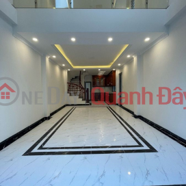 Newly built Ngoc Tri house for sale, super nice, 30m2 X6 floors, 1 car away from the house. _0