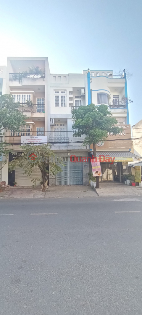 Fully furnished 3-bedroom house for rent in Rocket area _0
