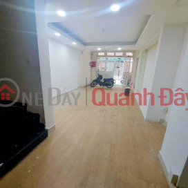 HOUSE FOR RENT NC - 3\/2 STREET - Ward 11 - District 10 - 5 FLOORS - NEAR CAO THANG - ONLY 27 MILLION\/MONTH. _0