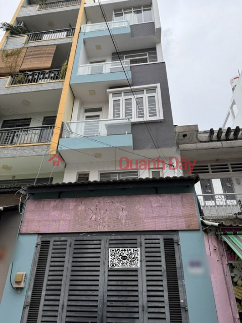 House for rent on Le Tu Tai street, Ward 4, Phu Nhuan District _0