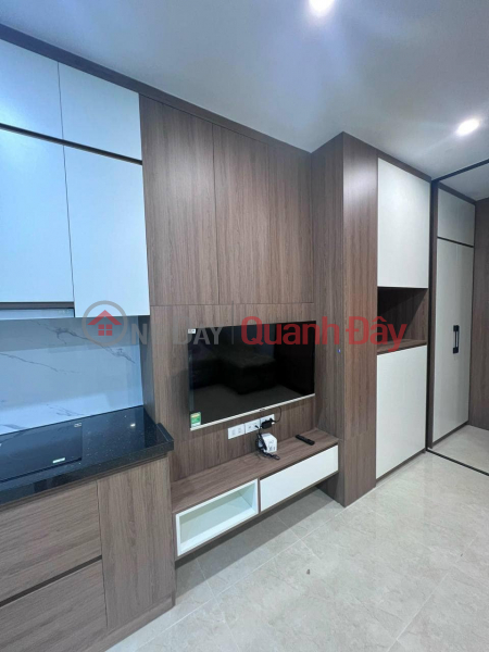 Owner rents out 1N1K apartment 50m2 at the beginning of lane 140 Tran Duy Hung. Has balcony and private washing machine. | Vietnam Rental, đ 11 Million/ month