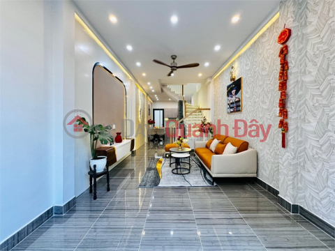Beautiful house right at VINCOM Quang Trung - 50m2, 2 floors, only 4.79 billion _0