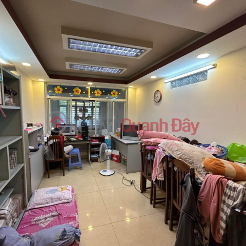 House for sale in Binh Tan 3 billion 3, CAR CAR, 50m2, long-standing owner selling and dividing property _0