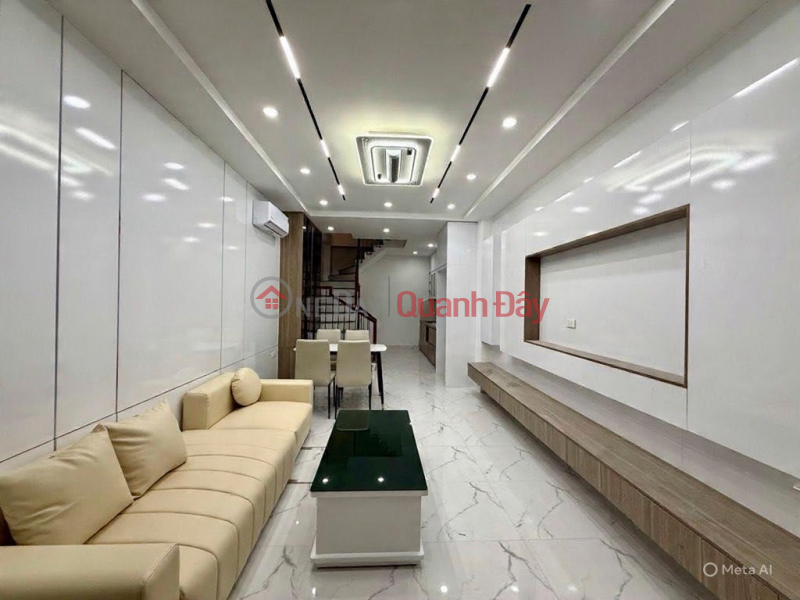 Hoang Hoa Tham Street, 36m x 5 floors, 10.9 billion VND, new house, near the main street, near West Lake. Sales Listings