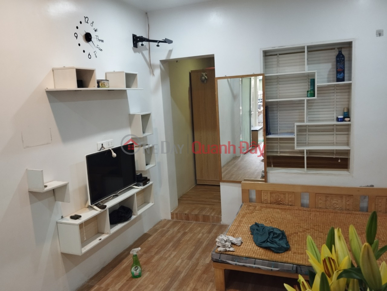 Collective house for rent in Vinh Ho, Dong Da, 40m2, 2nd floor, price 6 million Rental Listings