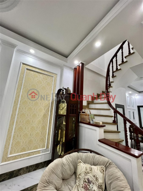 Rare, few houses for sale on Hoang Cau street 50m 4 floors mt4m, cars, business _0