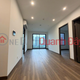 OWNER NEEDS TO SELL A 75 M2 APARTMENT, VIEW OF GIA LAM PARK, MIDDLE FLOOR, PRICE 61 MILLION VND\/M2, CONTACT 0985865658 _0