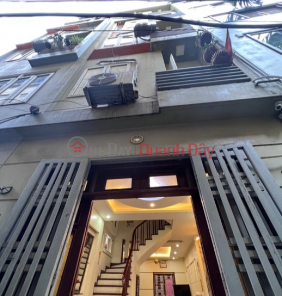 TRUNG TÂM CẦU GIẤY – NHÀ ĐẸP PHÂN LÔ – GẦN Ô TÔ – DÂN TRÍ CAO – AN SINH ĐỈNH – 40m2, 5.5 TỶ Niêm yết bán