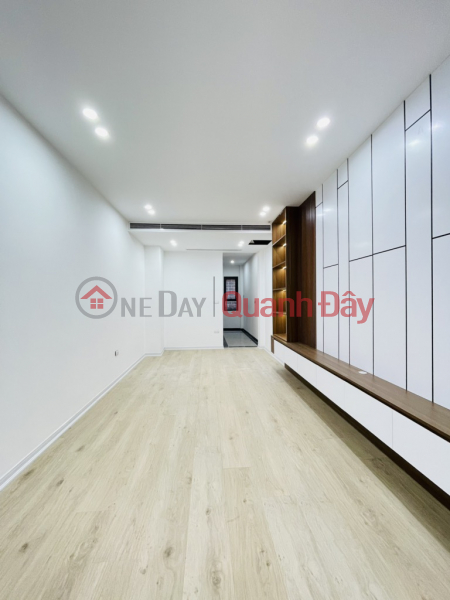 Property Search Vietnam | OneDay | Residential, Sales Listings | HOUSE AT THE TOP OF DANG TIEN DONG STREET - 7 FLOORS WITH ELEVATOR - 2 OPEN SIDES - CARS CAN AVOID