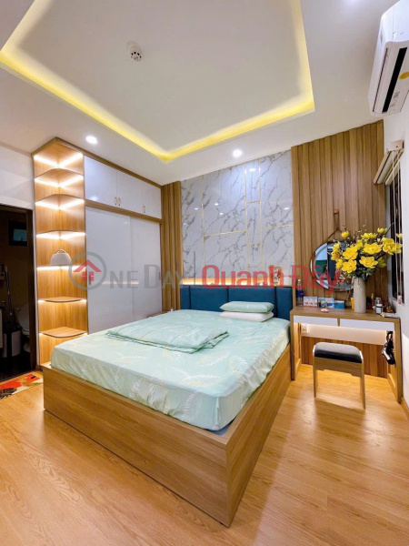 Please Select, Residential | Sales Listings đ 2.5 Billion