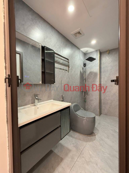 đ 13,5 tỷ | KHÚC THỪA DỤ DT 40M x7 TẦNG THANG MÁY 13,5 TỶ NGÕ BA GÁC,GẦN PHỐ,MẶT TIỀN 4,6M