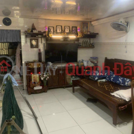 Need money to quickly sell house on Ben Van Don street, District 4, HCMC, area 107.6m2, price 13.5 billion (Negotiable) _0