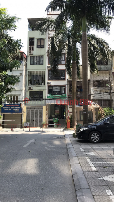 The owner rents a house at corner 102\/33 Truong Chinh Street, Phuong Mai Ward, Dong Da, Hanoi. _0
