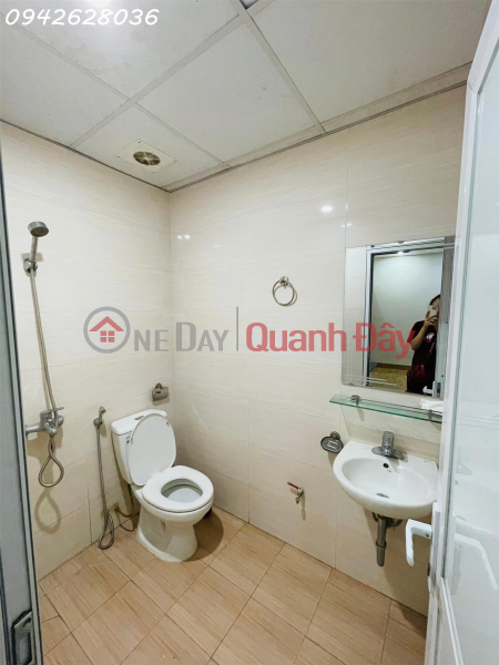 Room for rent on Tran Duy Hung street, Cau Giay district, 35m2, price 5 million, fully furnished, with elevator Vietnam Rental, đ 5 Million/ month